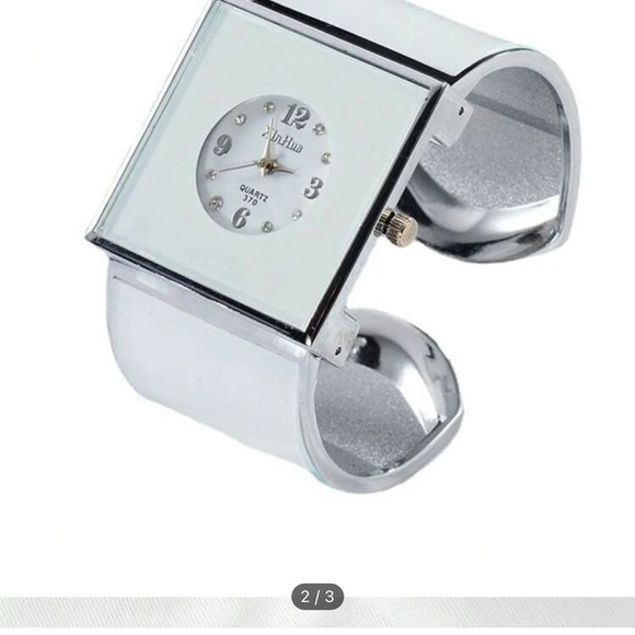 Very Elegant Square White Quartz Watch - Picture 5 of 5